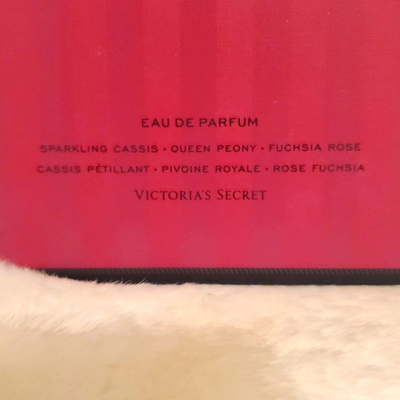 Victoria's Secret Bombshell Passion Eau de Parfum - Pink **SELLING BOX ONLY** - Picture 4 of 7